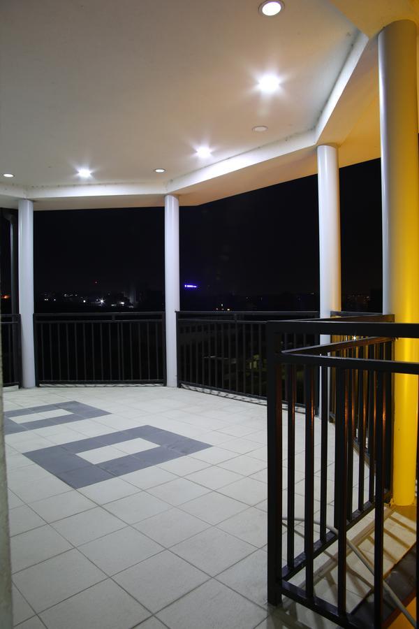 Hotel Rio Pristina Exterior foto